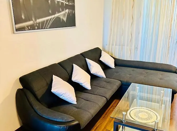 Moon Modern Apartman Bukarest
