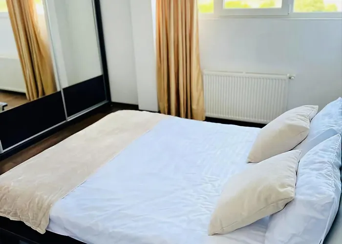 Moon Modern Apartment Bucharest
