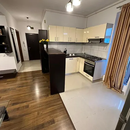 Moon Modern Bucureşti