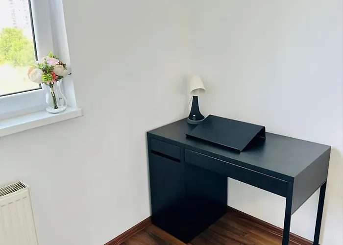 Moon Modern 부쿠레슈티